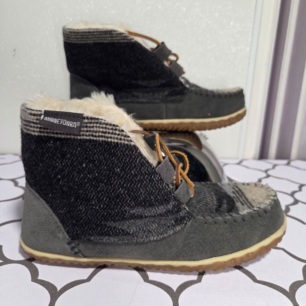 Minnetonka Womens Torrey Slipper Boot Grey Suede Boho Aztec Tribal Bootie Fur 7